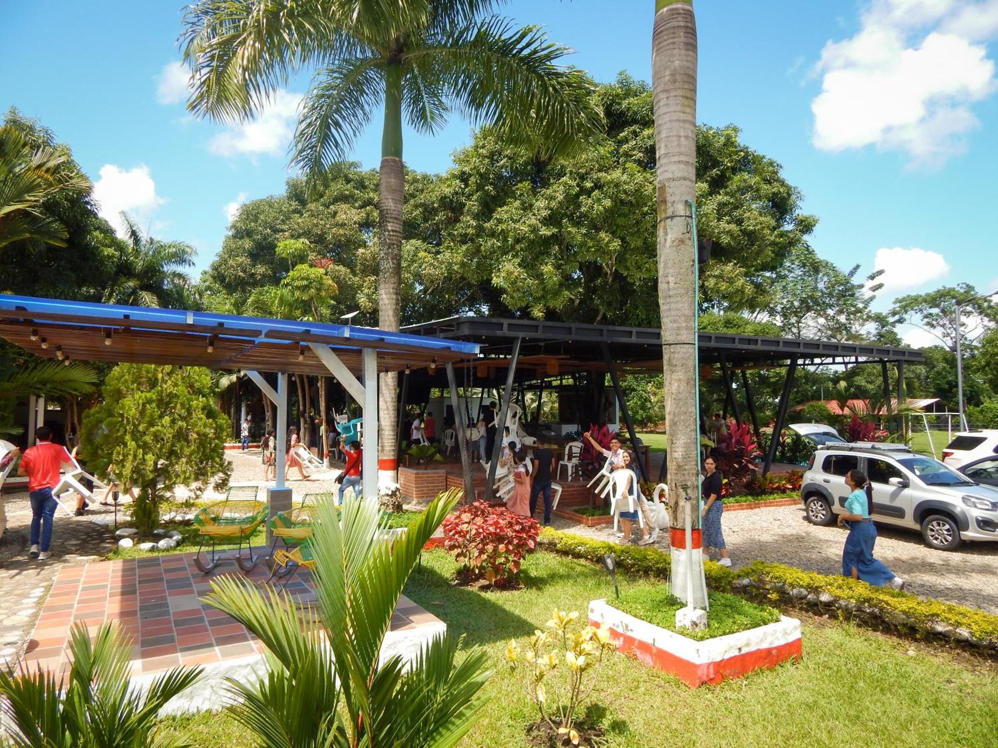 Hotel Campestre Las Palmas Sas Villavicencio Exterior foto